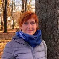 dr. Nike Krajnc